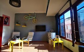 Ginger Apartment